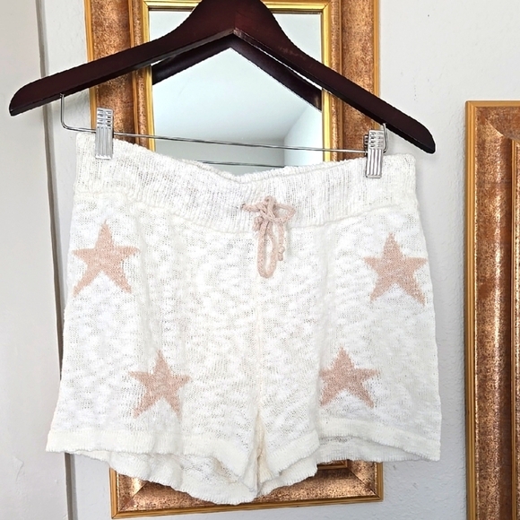 Vintage Havana White Knit Shorts with Tan Star Pattern - Picture 1 of 5